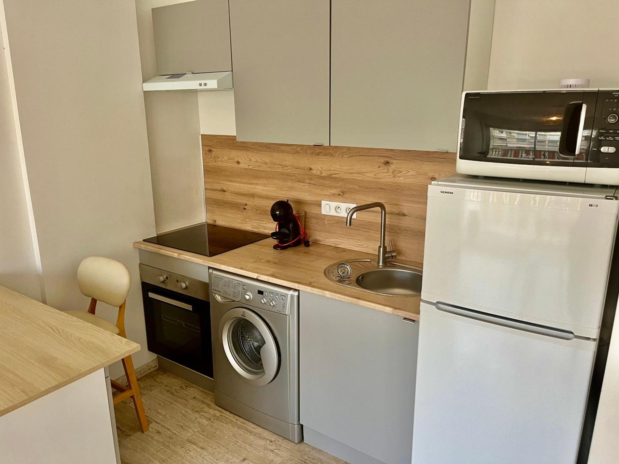 Apartamento Le Borrigo Pick Up Airport Menton Exterior foto