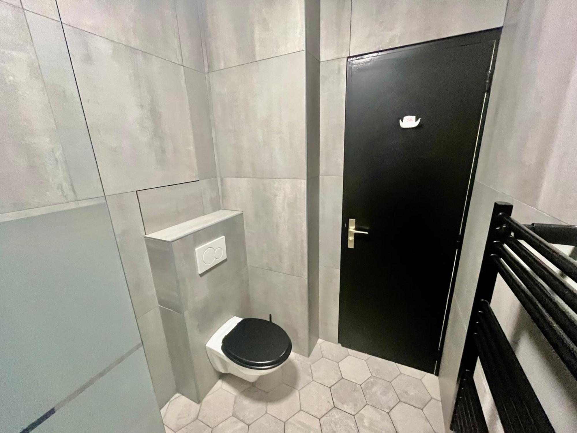 Apartamento Le Borrigo Pick Up Airport Menton Exterior foto